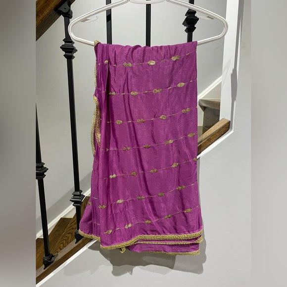 Purple Garara -> Traditional Indian Suit - Picture 13 of 13
